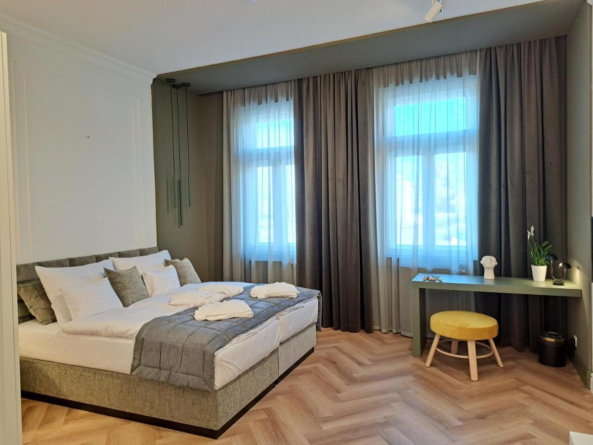Hotel Domus Collis Győr Exteriör bild